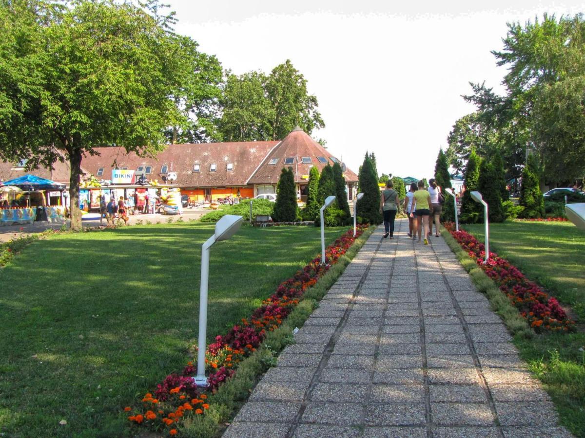 Holiday Home Balatontourist Fuered-1 By Interhome Balatonfured Exterior photo